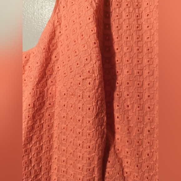 Liz Claiborne Coral Sleeveless Blouse - Picture 5 of 8